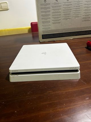 PS4 (PlayStation 4) Blanca