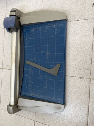 Guillotina para papelería