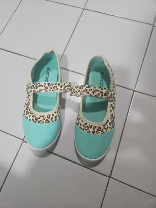 Manoletinas niña T.35 estampado leopardo