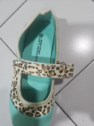 Manoletinas niña T.35 estampado leopardo