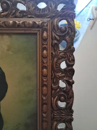 Cuadro Virgen María con marco dorado