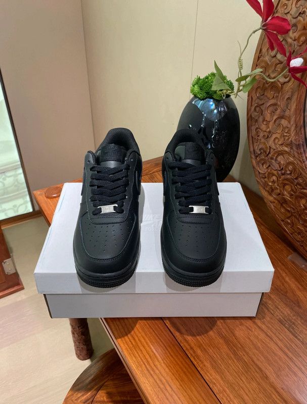 Nike Air Force 1 Low '07 Talla 37.5-47