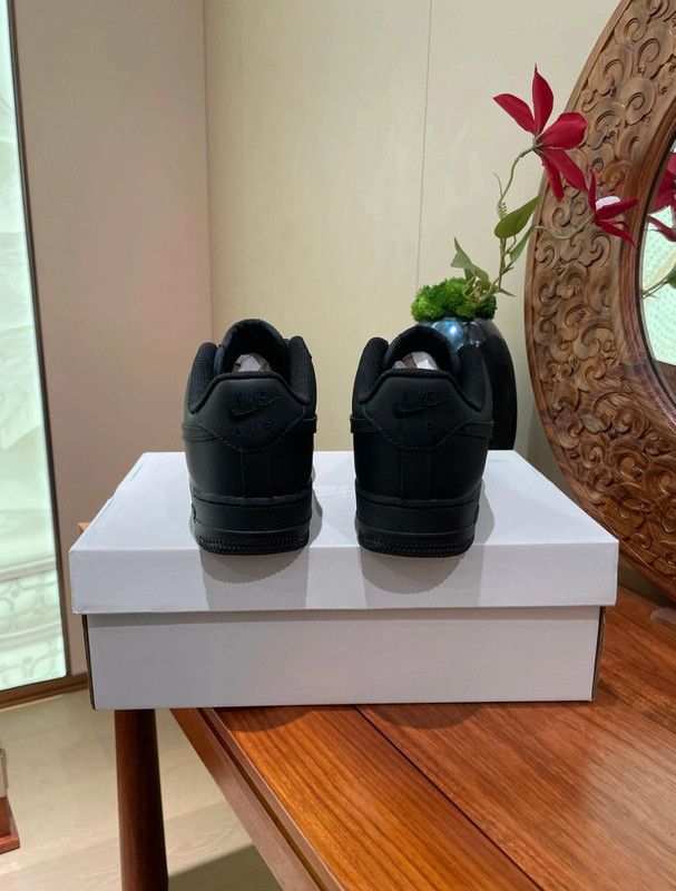 Nike Air Force 1 Low '07 Talla 37.5-47