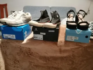 Zapatillas Converse y Nike Mujer