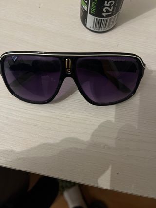 Gafas de sol Carrera negras y moradas
