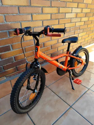 Bicicleta infantil Btwin naranja