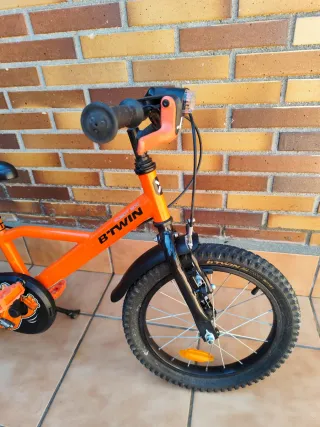 Bicicleta infantil Btwin naranja