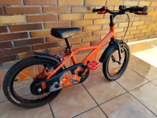 Bicicleta infantil Btwin naranja