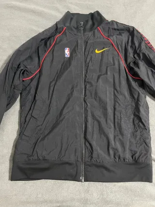 Conjunto Chándal y Sudadera Nike Negro/Rojo