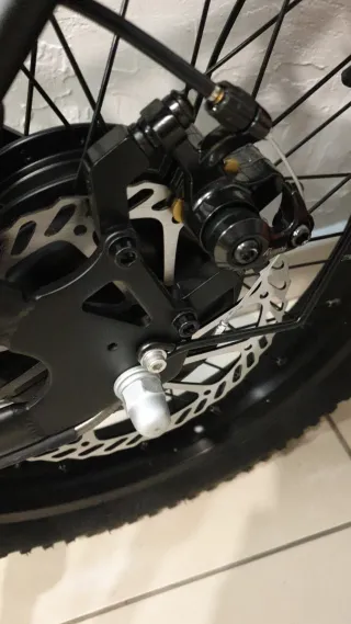 Bicicleta Eléctrica Negra