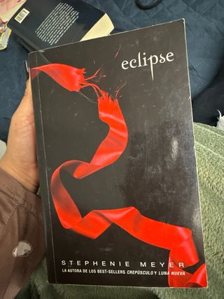 Crepúsculo (Saga Crepúsculo 1) (Spanish Edition)