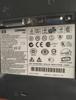 Monitor Compaq Plata y Negro 15 pulgadas