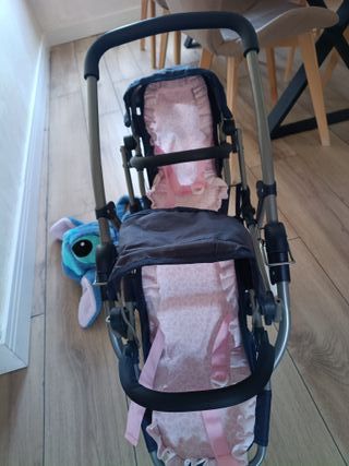 Carro gemelar para muñecos