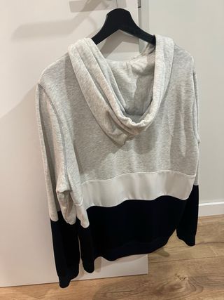 Sudadera Hollister XL Gris y Negro