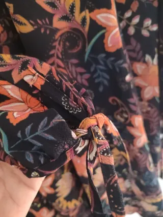 Vestido evase manga larga estampado