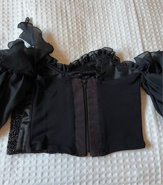 Top Fiesta Negro con Pedrería y Volantes