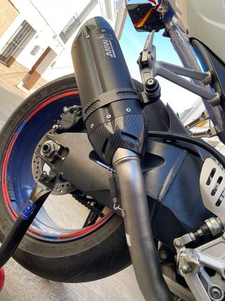 Escape Mivv carbono suzuki gsxr1000 k8
