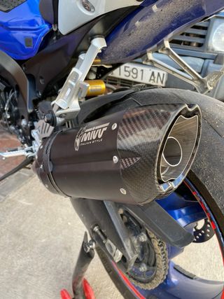 Escape Mivv carbono suzuki gsxr1000 k8
