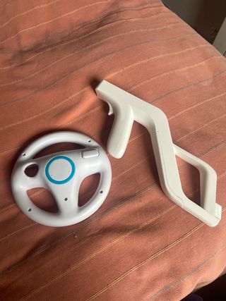 Volante e fucile Wii