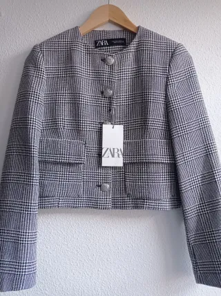 Blazer Zara Cuadros Negro y Blanco