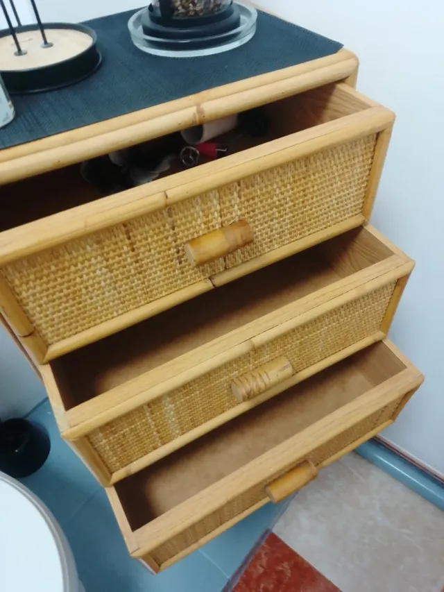 Mobile in vimini e bambù con 6 cassetti