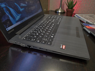 Lenovo 15.6 "AMD a12/i7 Laptop 32GB RAM Win11