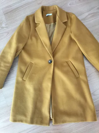 Abrigo italiano mostaza mujer talla M