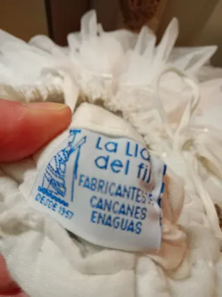 Cancán blanco Adulta