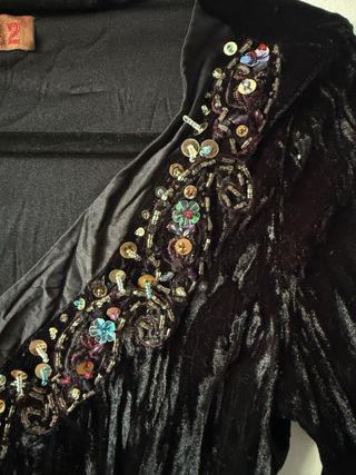 Camiseta Boho Hippie Negra Bordada