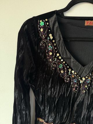 Camiseta Boho Hippie Negra Bordada