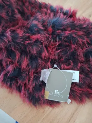 Braga de cuello peluda roja y azul,bolso a juego