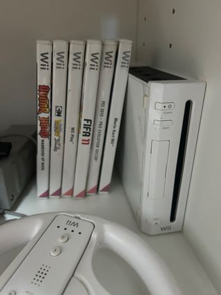 Pack Wii: Consola, Mandos, Volante y Juegos