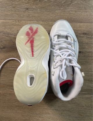 Reebok Question Mid Blancas Rojas