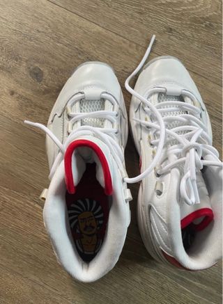 Reebok Question Mid Blancas Rojas