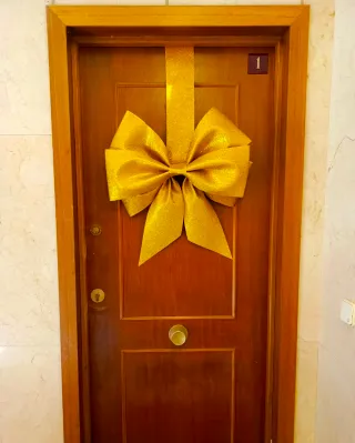 Lazo Navideño en colores Billantes,