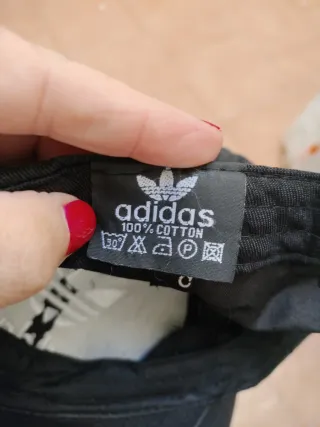 Gorra Adidas Negra