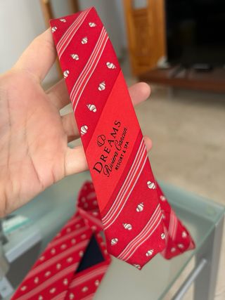 Corbata Pineda Covalin, nueva