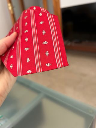 Corbata Pineda Covalin, nueva