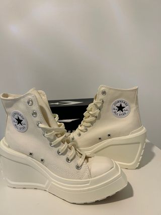 Converse cuña crema