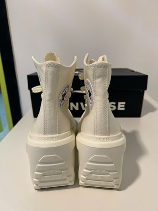 Converse cuña crema