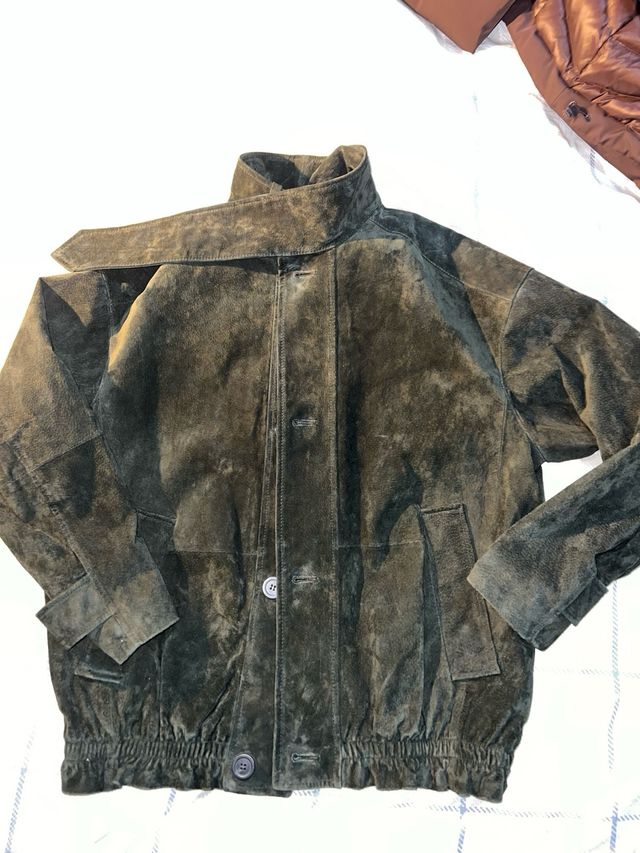 Cazadora de piel verde