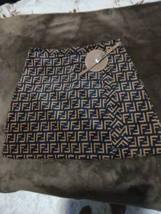 Fendi Falda Estampada FF Marrón y Negra