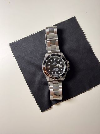Reloj Rolex Submariner Negro y Plateado