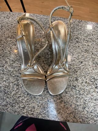 Sandalias doradas tacón 8cm
