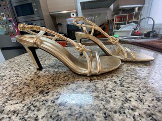 Sandalias doradas tacón 8cm