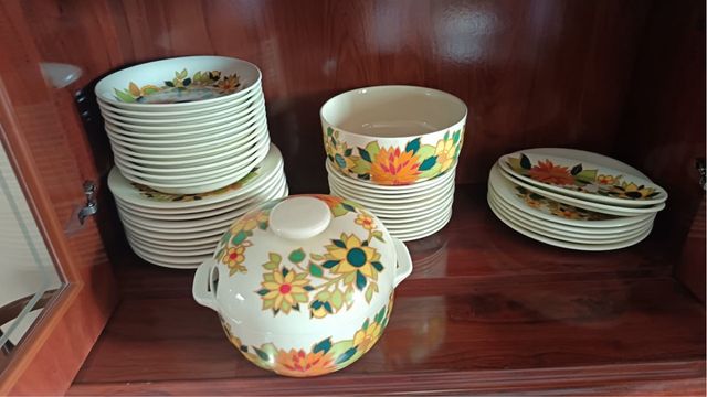 Vajilla porcelana multicolor floral