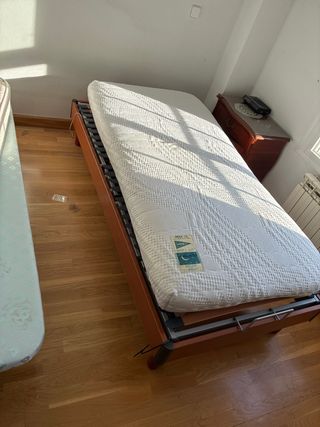 Cama articulada con colchón látex