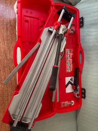 Cortador de azulejos Rubi