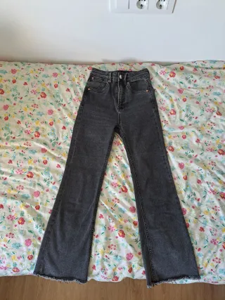 Pantalón vaquero flare gris mujer Talla 32
