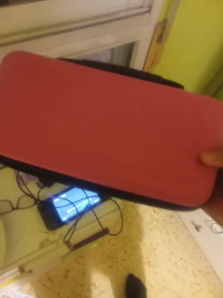 Nintendo Switch Negra + Mando